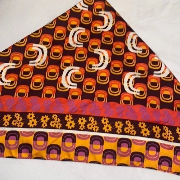 ZARA WOMAN PRINTED HANDKERCHIEF SATIN SCARF NEW WITH TAGS - Picture 3 of 12